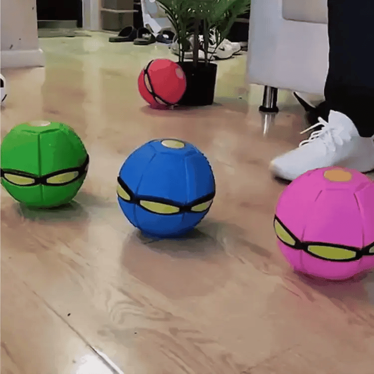 🛸 UFO Magic Ball™ Portable Flying Saucer Toy – 50% OFF + FREE Shipping Today Only